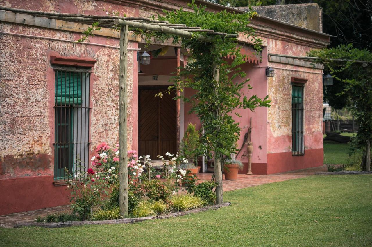 Raucho Eco Guesthouse San Antonio de Areco Exterior photo